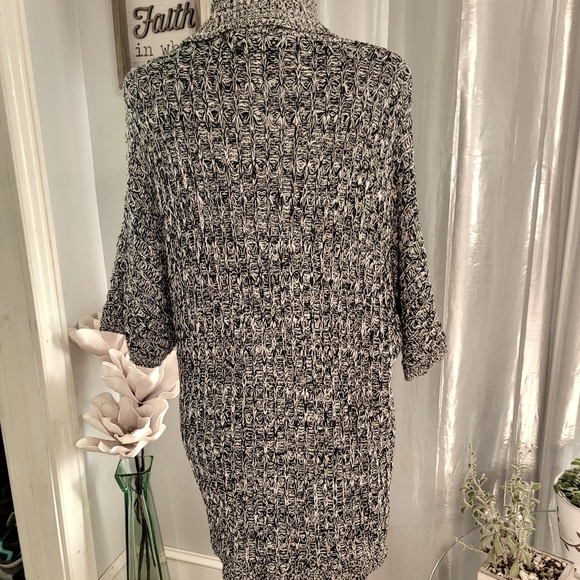 🔖HP🔖4/$20 EXPRESS Cardigan - Picture 4 of 5